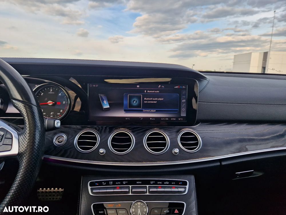 Mercedes-Benz E 220 d Aut. - 34