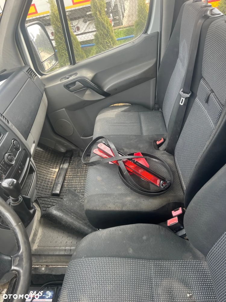 Mercedes-Benz Sprinter - 9