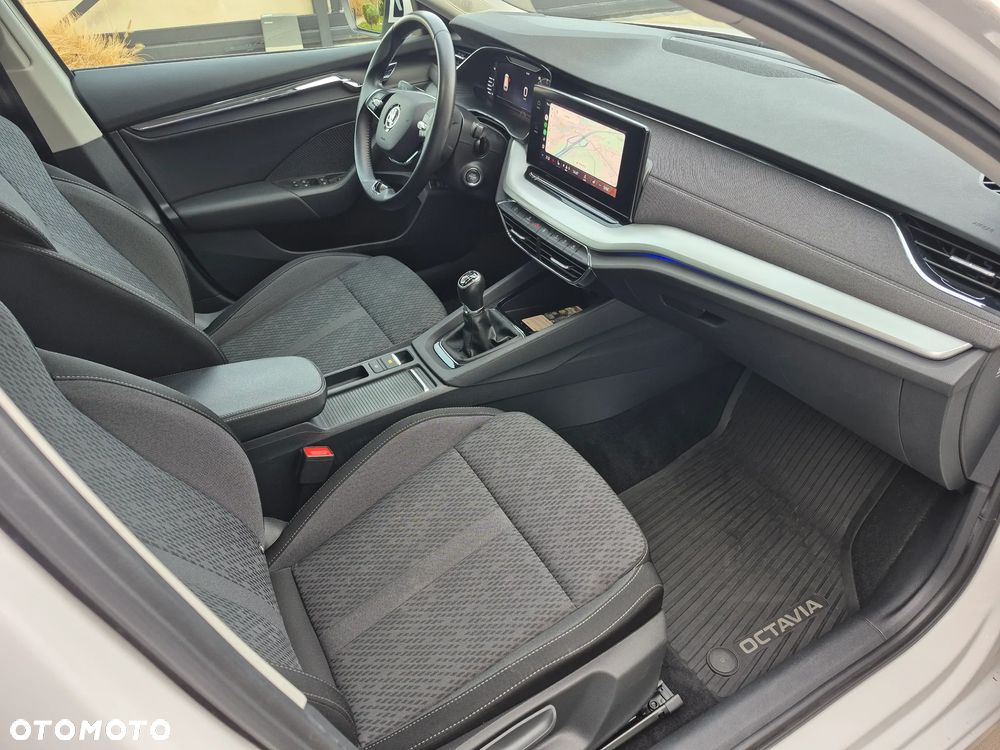 Skoda Octavia 1.5 TSI ACT Style - 9