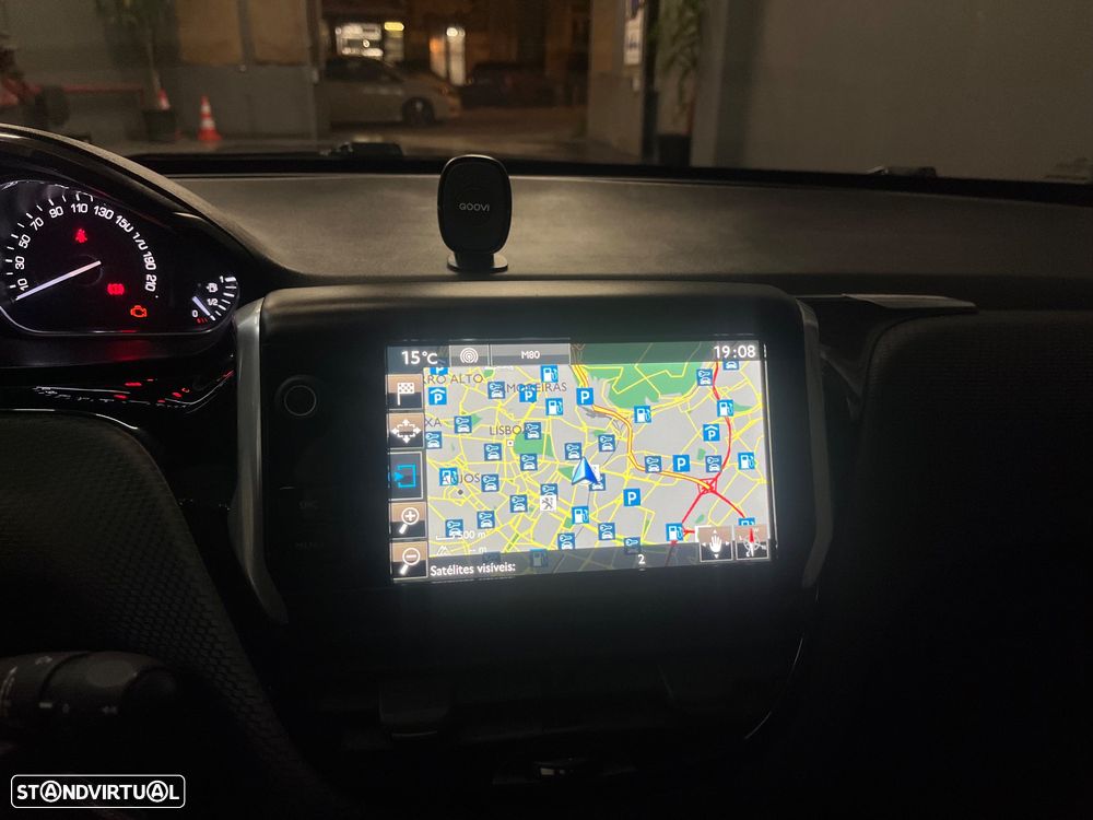 Peugeot 2008 1.2 VTi Allure - 26