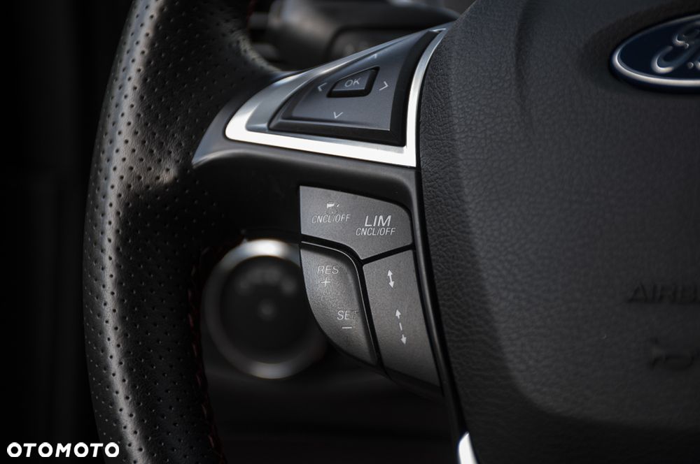 Ford Mondeo 2.0 TDCi PowerShift-Aut Allrad ST-Line - 37