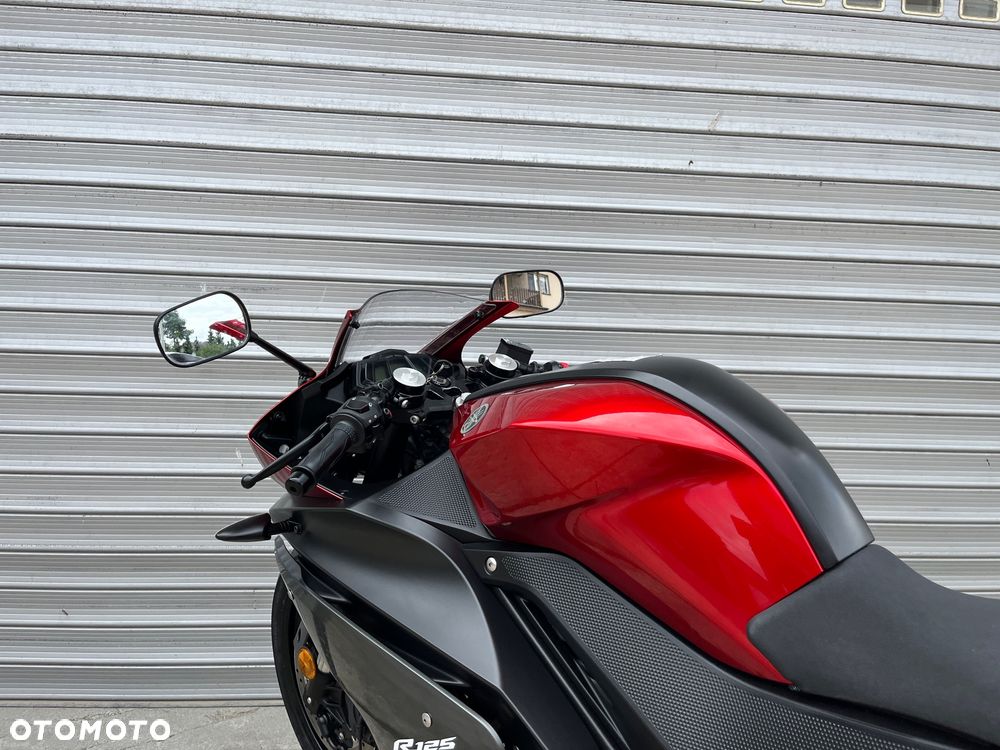 Yamaha YZF - 30