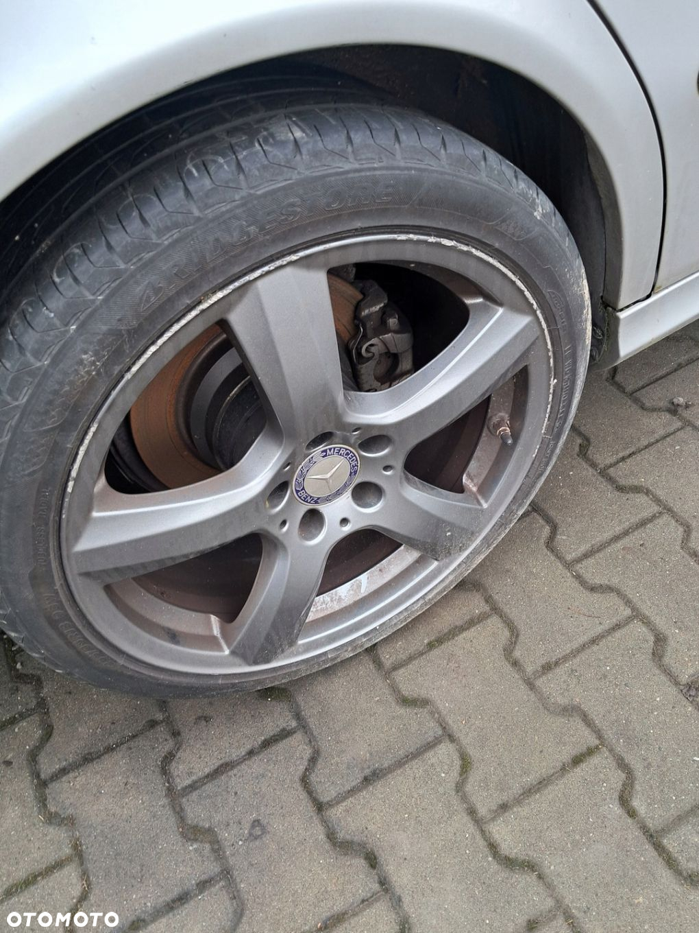 Felgi aluminiowe Mercedes 8,5Jx18 ET34,5 5x112 A2184010102 Komplet - 3