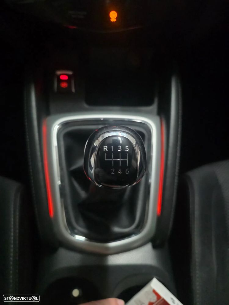 Nissan Qashqai 1.5 dCi N-Connecta 18 RS+PS - 9