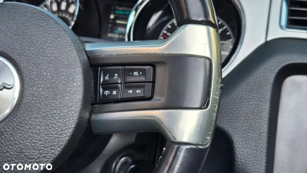 Ford Mustang 3.7 V6 - 18