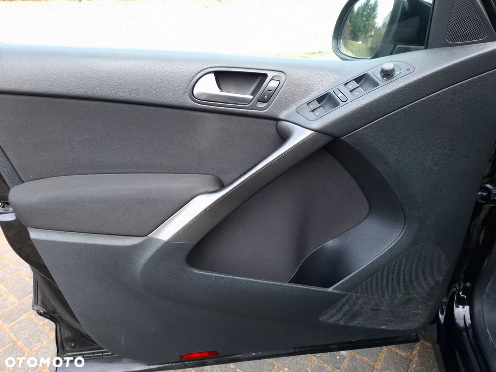 Volkswagen Tiguan 2.0 TDI DPF 4Motion Sport & Style - 25