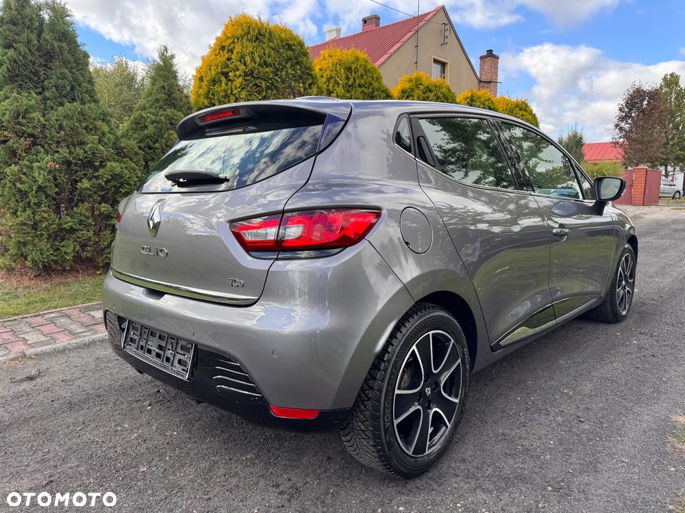 Renault Clio - 14
