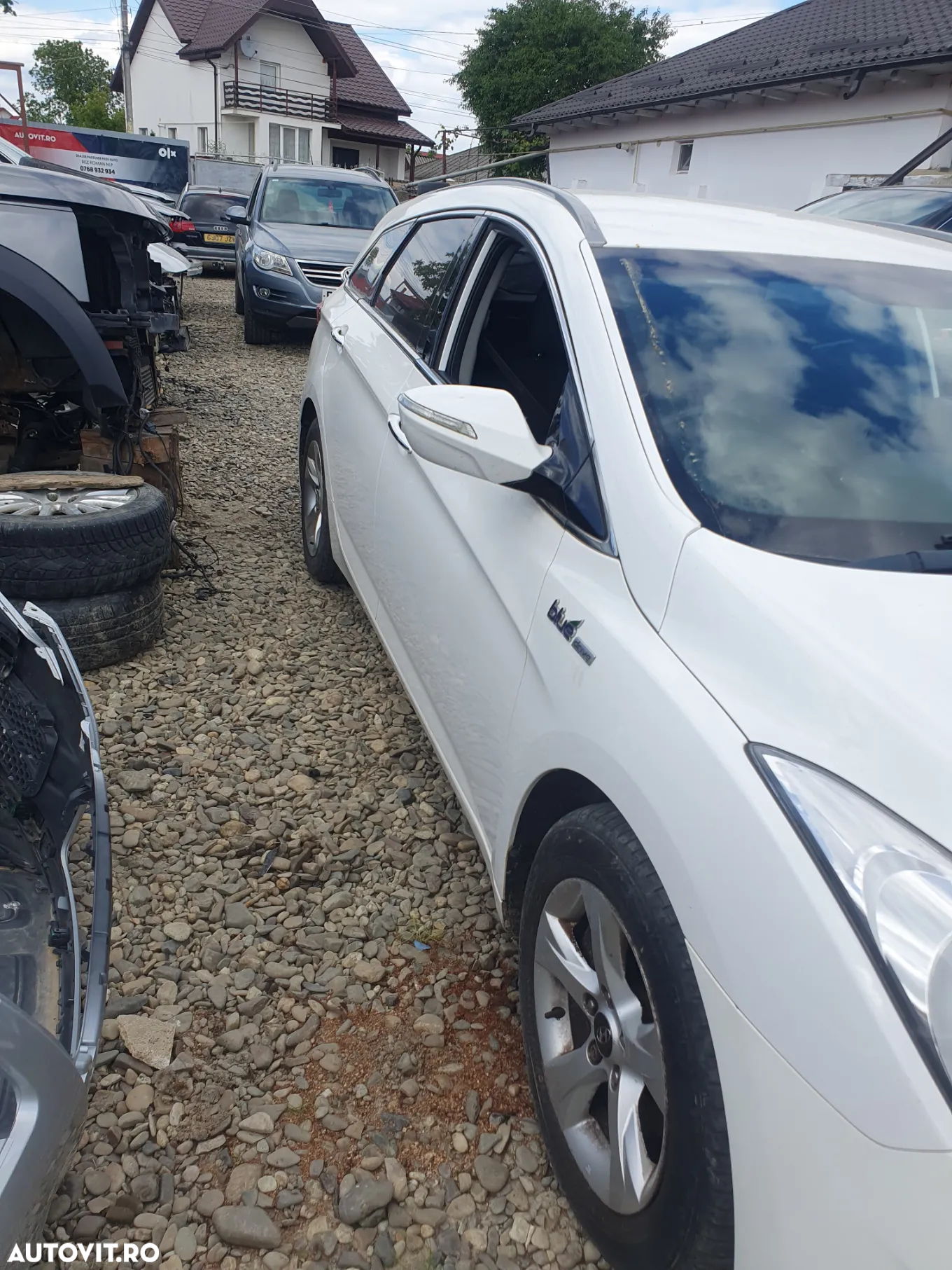 Dezmembrez Hyundai i40 an 2014 motor 1.7 Oglinda oglinzi lampa stop tripla Hayon portbagaj capota motor catalizator filtru particule navigatie cd player panou clima climatronic volanta masa dubla racitor gaze EGR fuzeta etrier stanga dreapta fata spate - 3