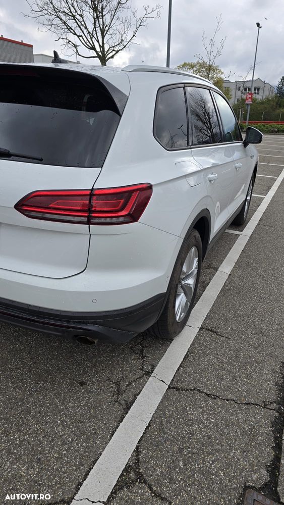 Volkswagen Touareg V6 TDI Elegance - 4
