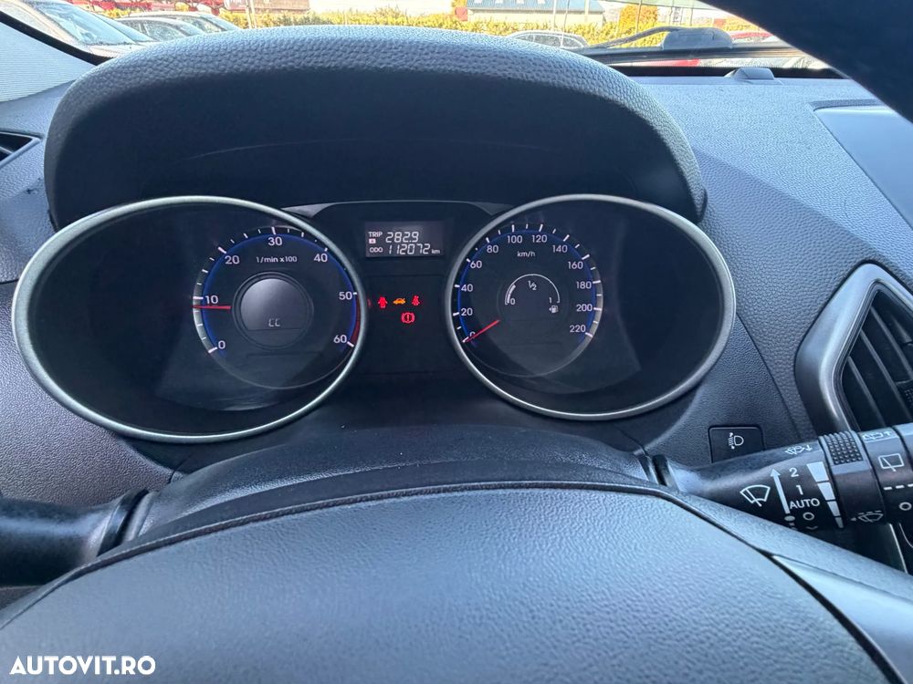 Hyundai ix35 - 9