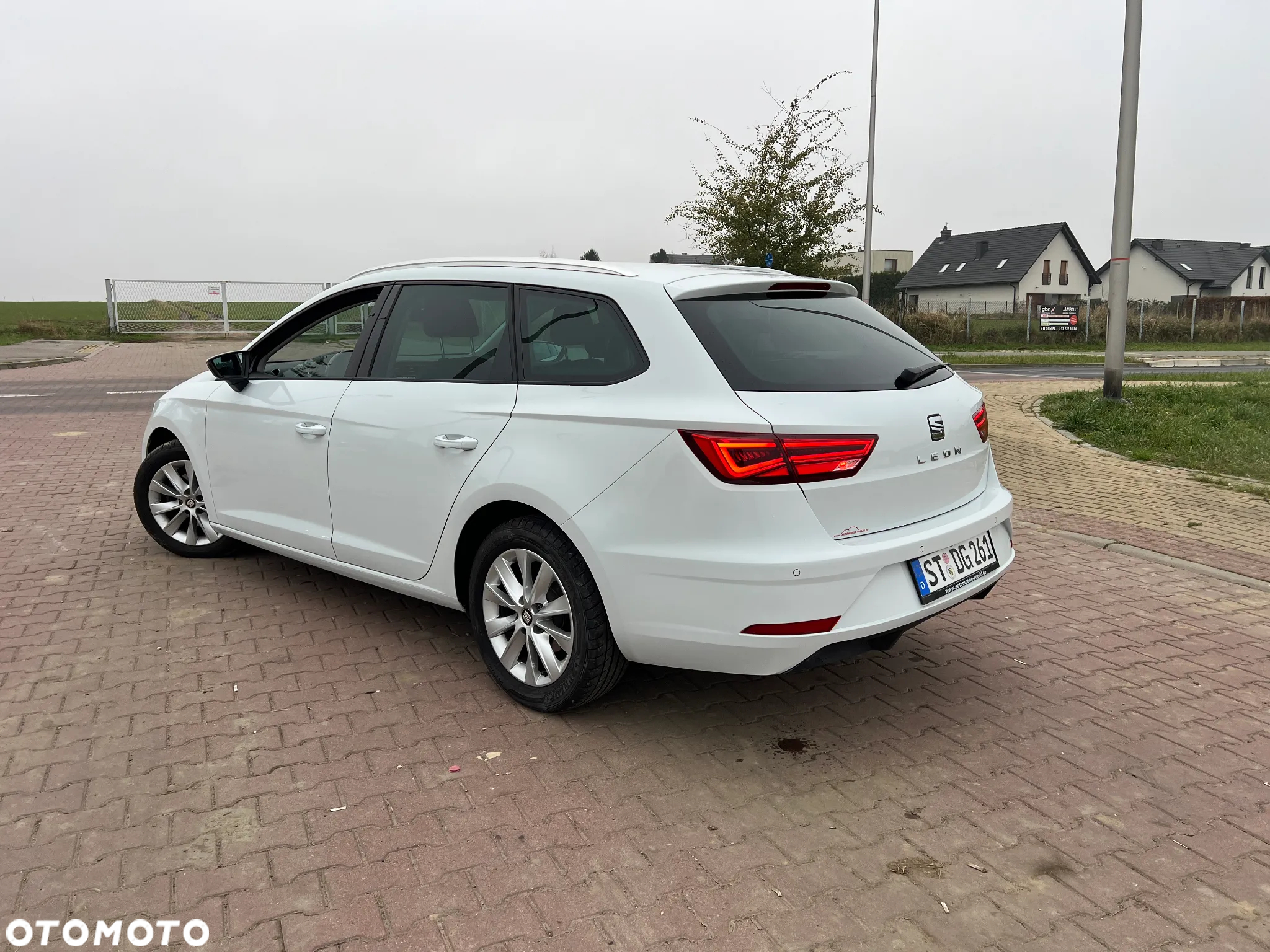 Seat Leon 1.6 TDI Copa S&S DSG - 4