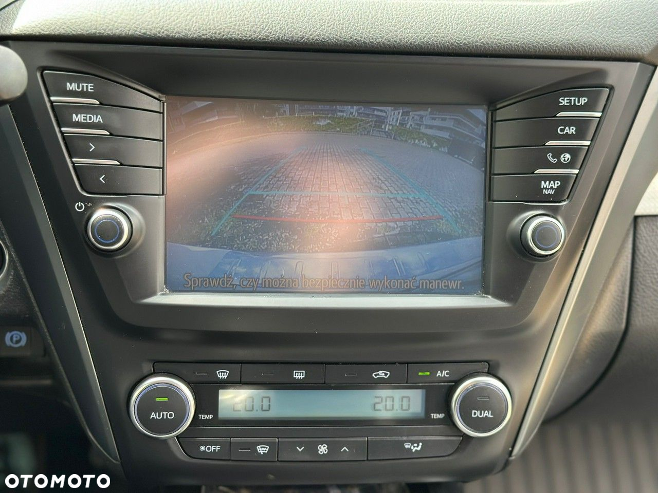 Toyota Avensis Touring Sports 1.8 Edition S+ - 28