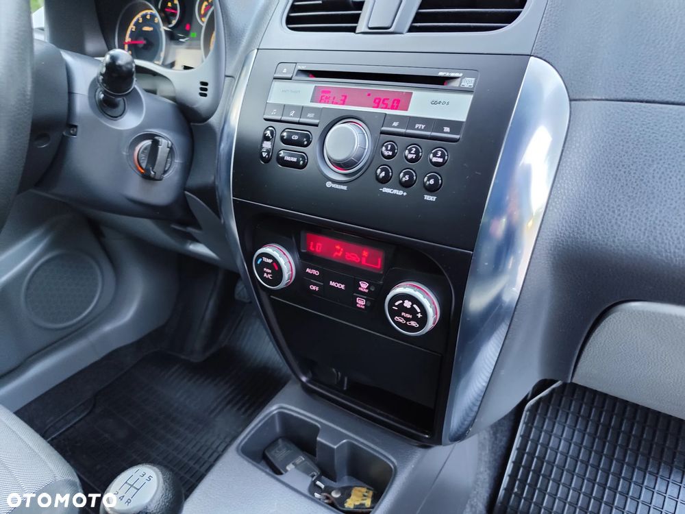 Suzuki SX4 1.6 Premium 4WD - 15