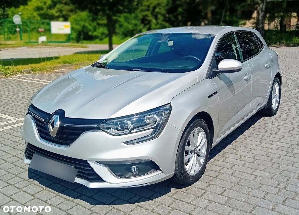 Renault Megane 1.5 dCi Energy Life EU6 - 11
