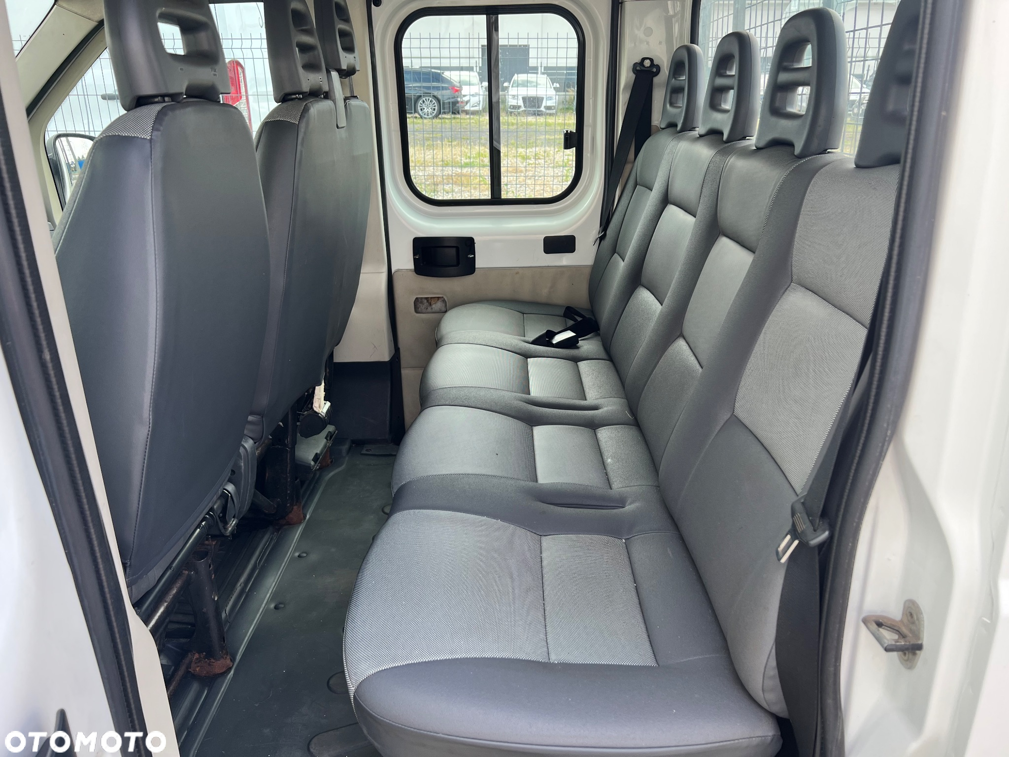 Peugeot Boxer Doka 7 Osób 3.0 HDI 177KM - 23