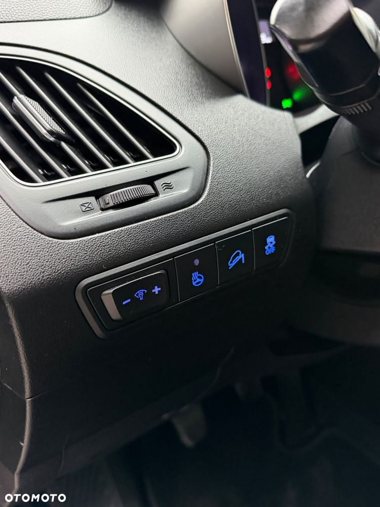 Hyundai ix35 - 24