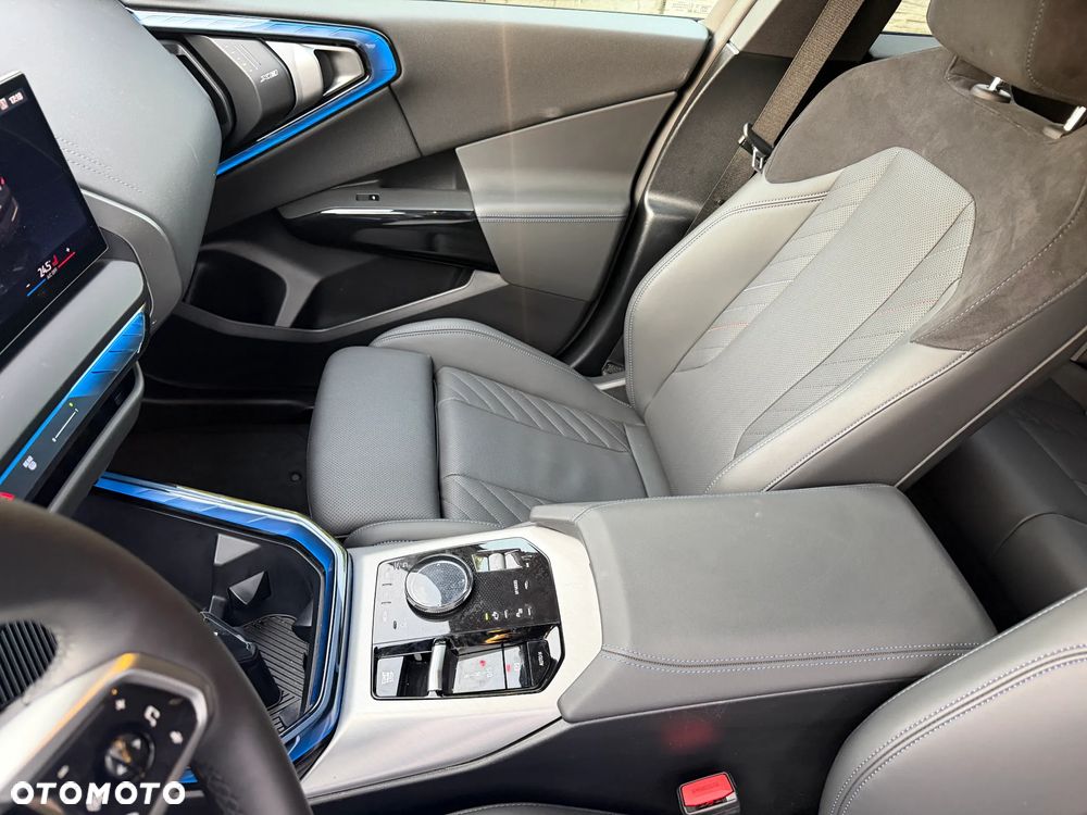 BMW X3 xDrive20 mHEV - 21