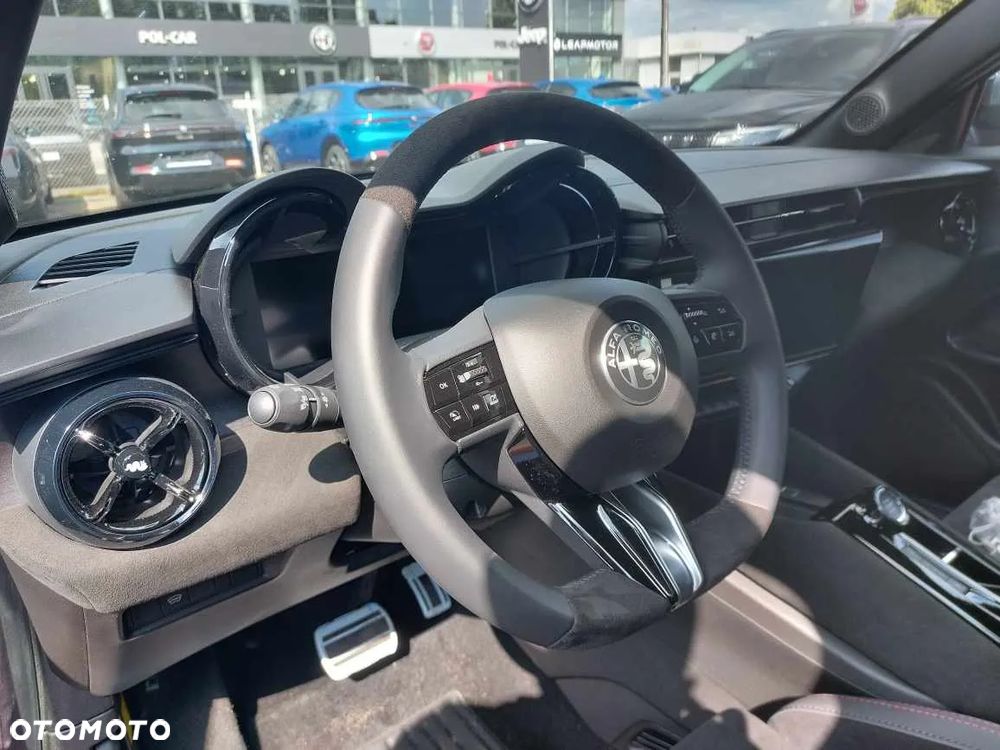 Alfa Romeo Junior 54kWh Elettrica Veloce - 3