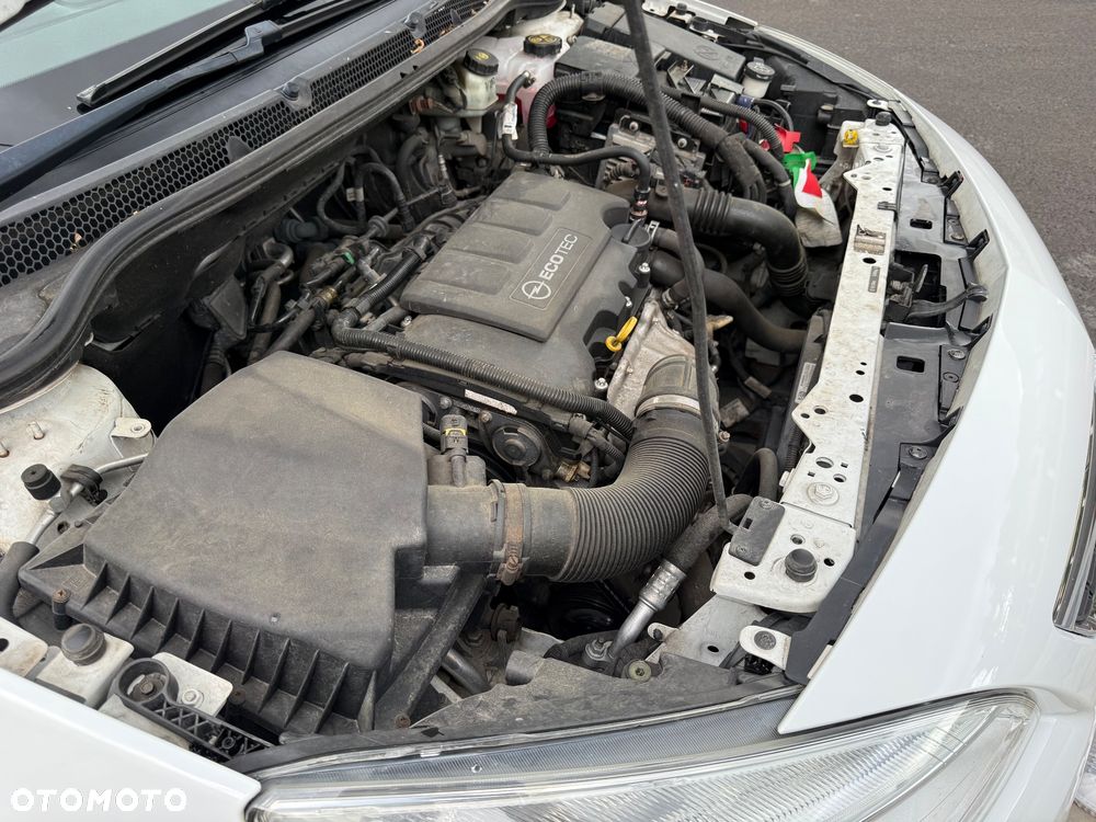 Opel Astra - 14