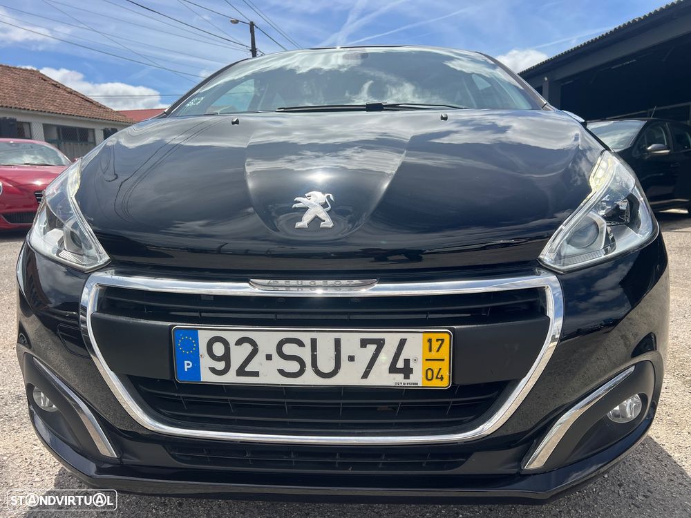 Peugeot 208 1.2 PureTech Style - 42