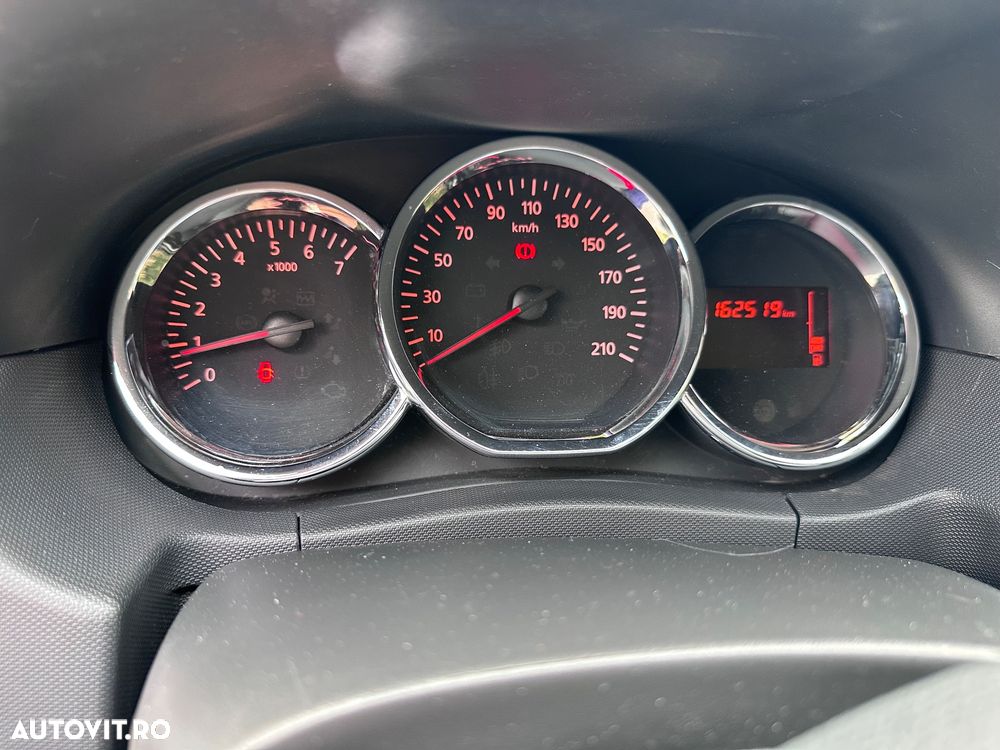 Dacia Duster 1.5 dCi 4x2 Laureate - 11