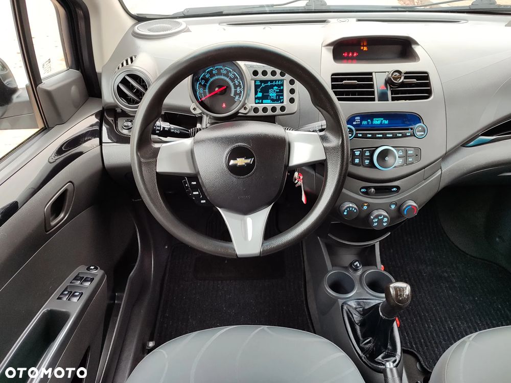Chevrolet Spark 1.0 LT - 2