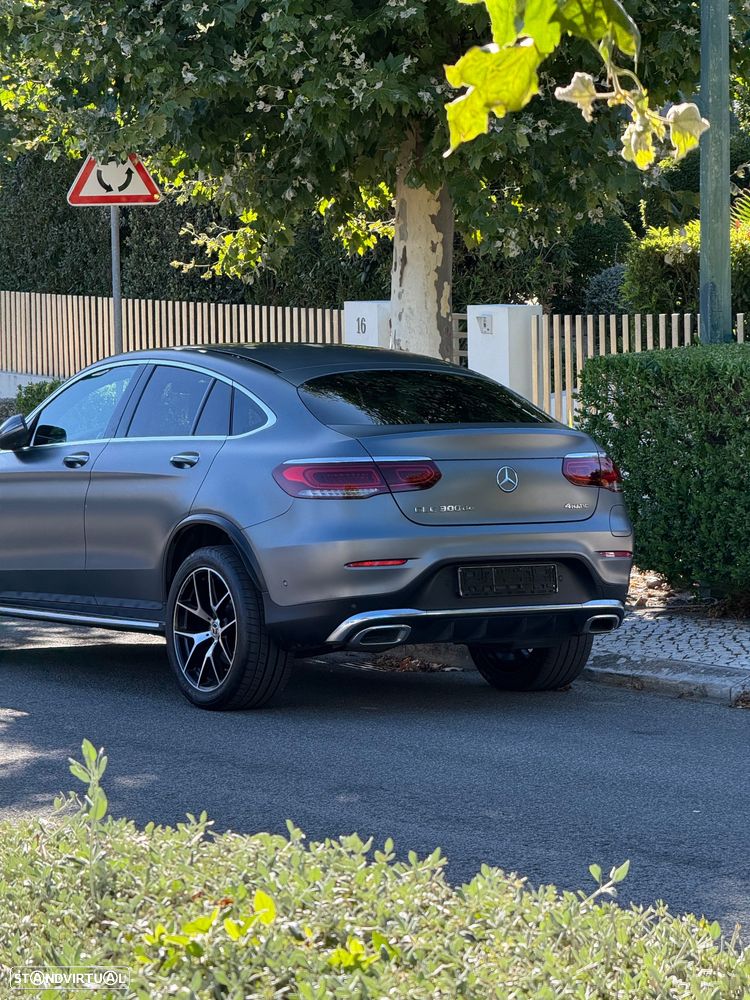 Mercedes-Benz GLC 300 de 4Matic 9G-TRONIC AMG Line - 2