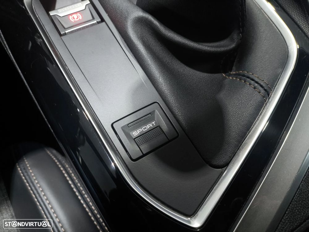 Peugeot 3008 1.5 BlueHDi GT Line - 20