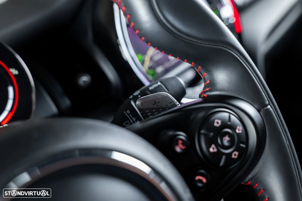 MINI 3 Portas John Cooper Works GP - 20