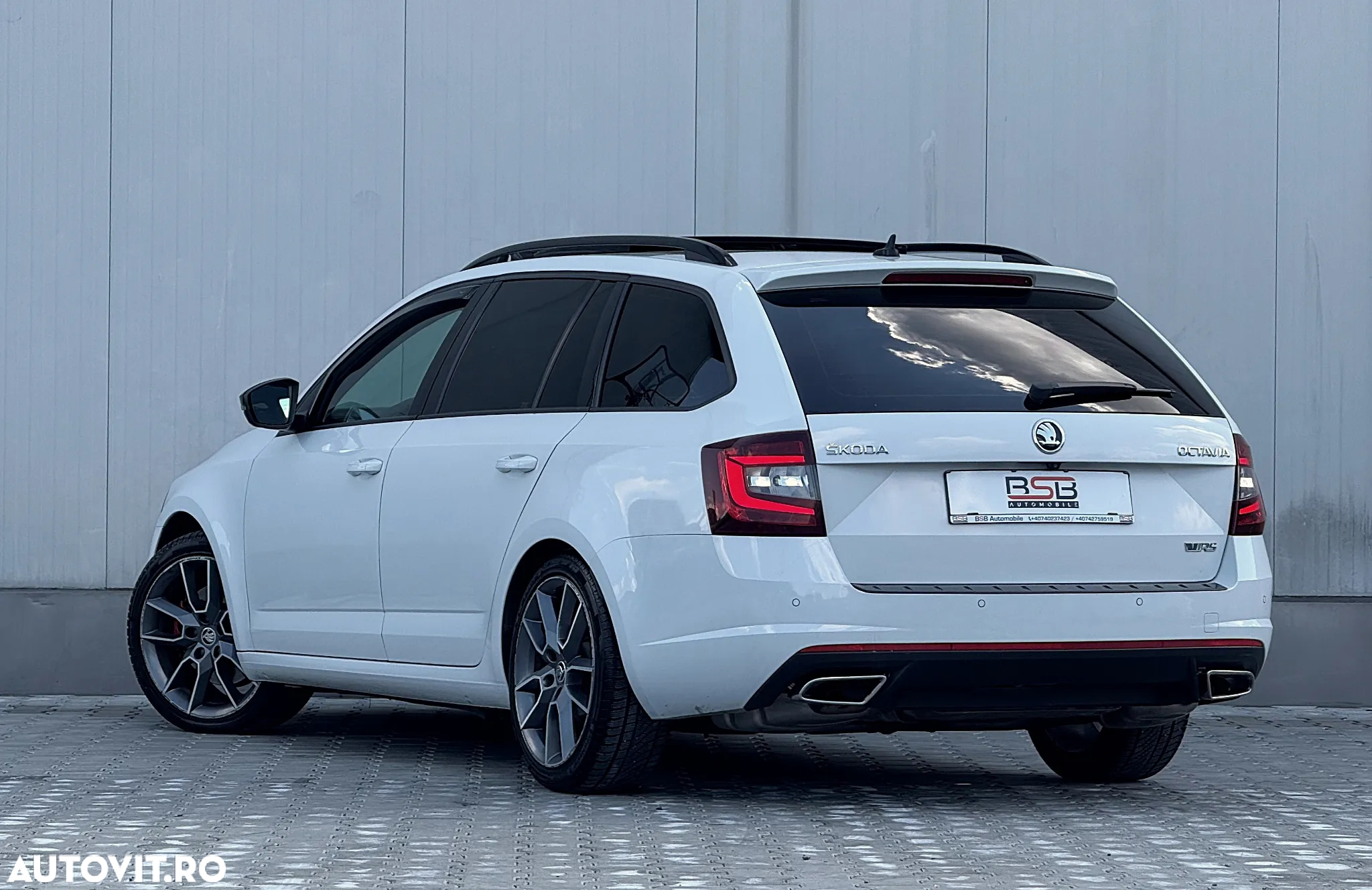 Skoda Octavia 2.0 TDI DSG RS - 6