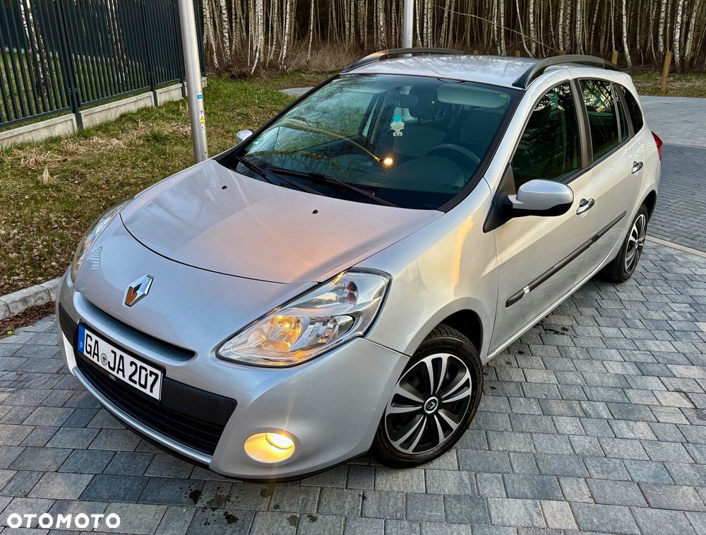Renault Clio - 2