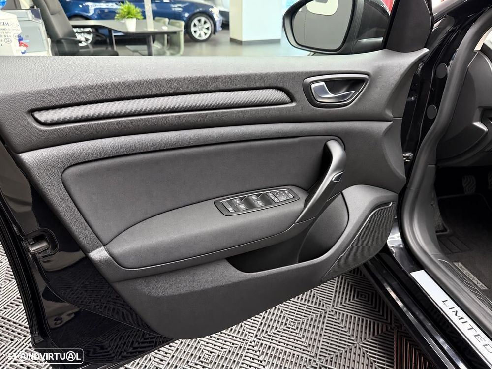 Renault Mégane Sport Tourer 1.5 Blue dCi Limited C/PM+Pneu - 23
