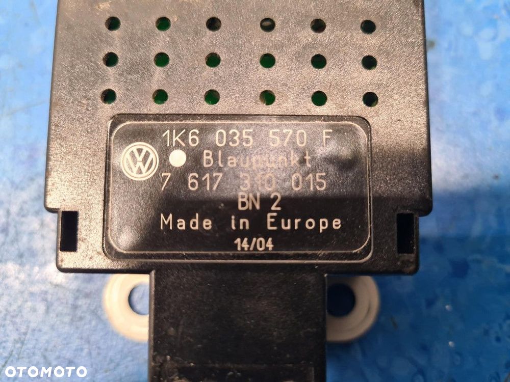 VOLKSWAGEN GOLF V WZMACNIACZ ANTENOWY / GPS 1K6035570F - 2