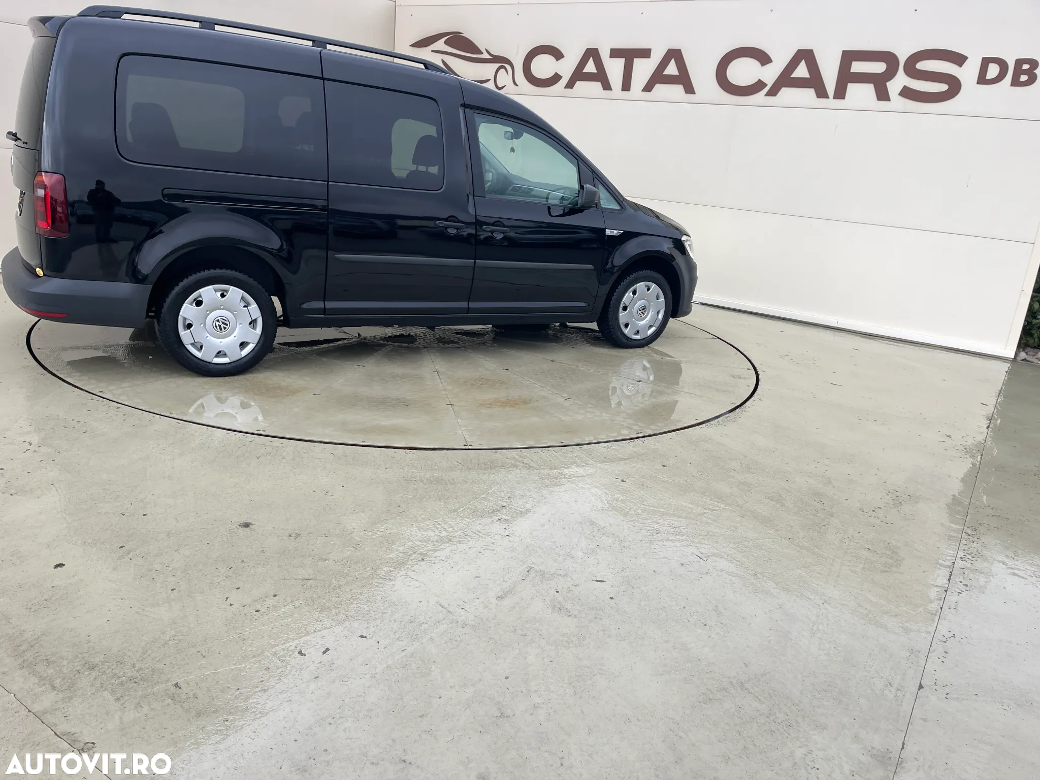 Volkswagen Caddy - 17
