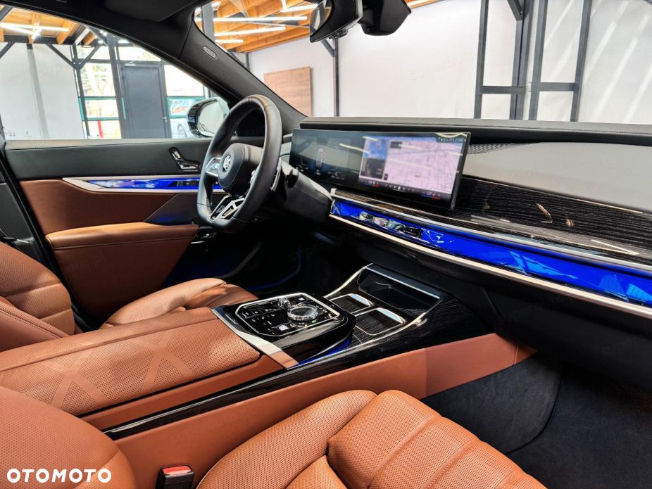 BMW Seria 7 740d xDrive mHEV M Sport sport - 9