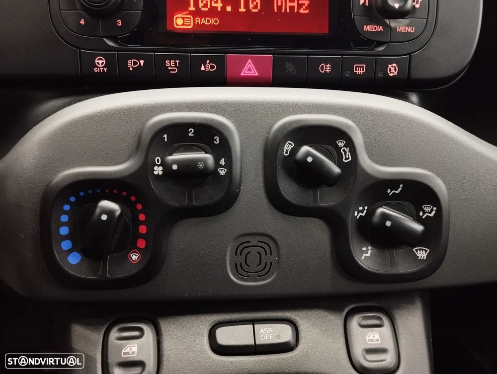 Fiat Panda 1.2 Lounge S&S - 21