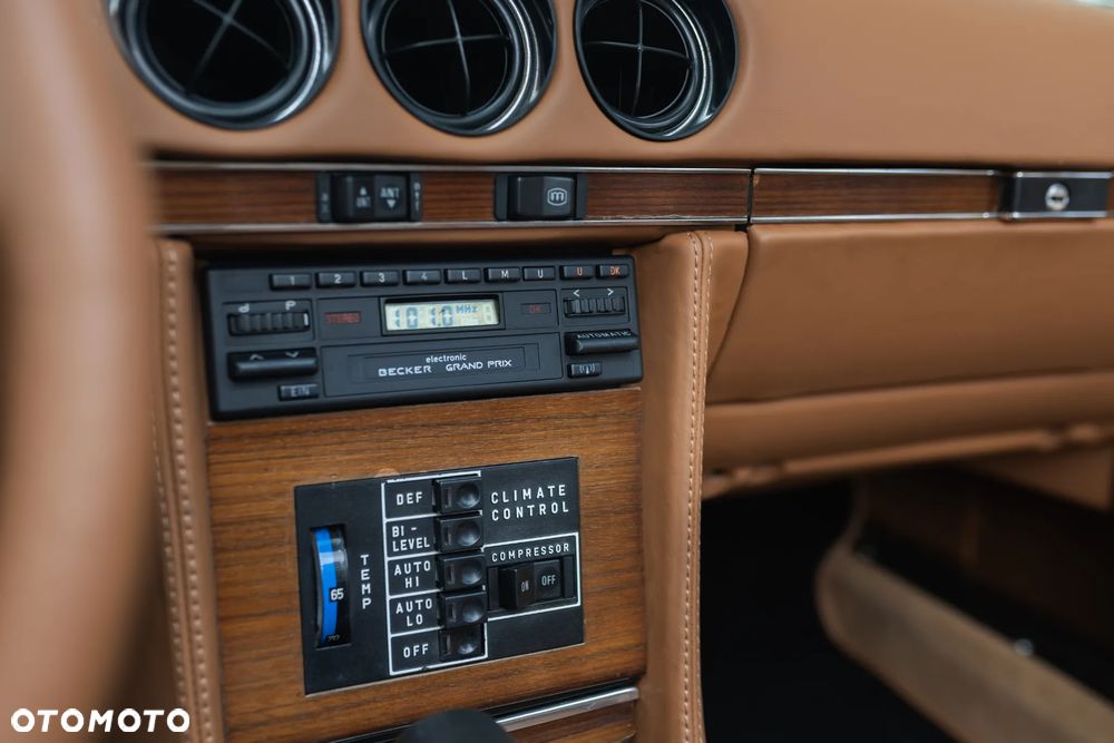Mercedes-Benz SL - 34