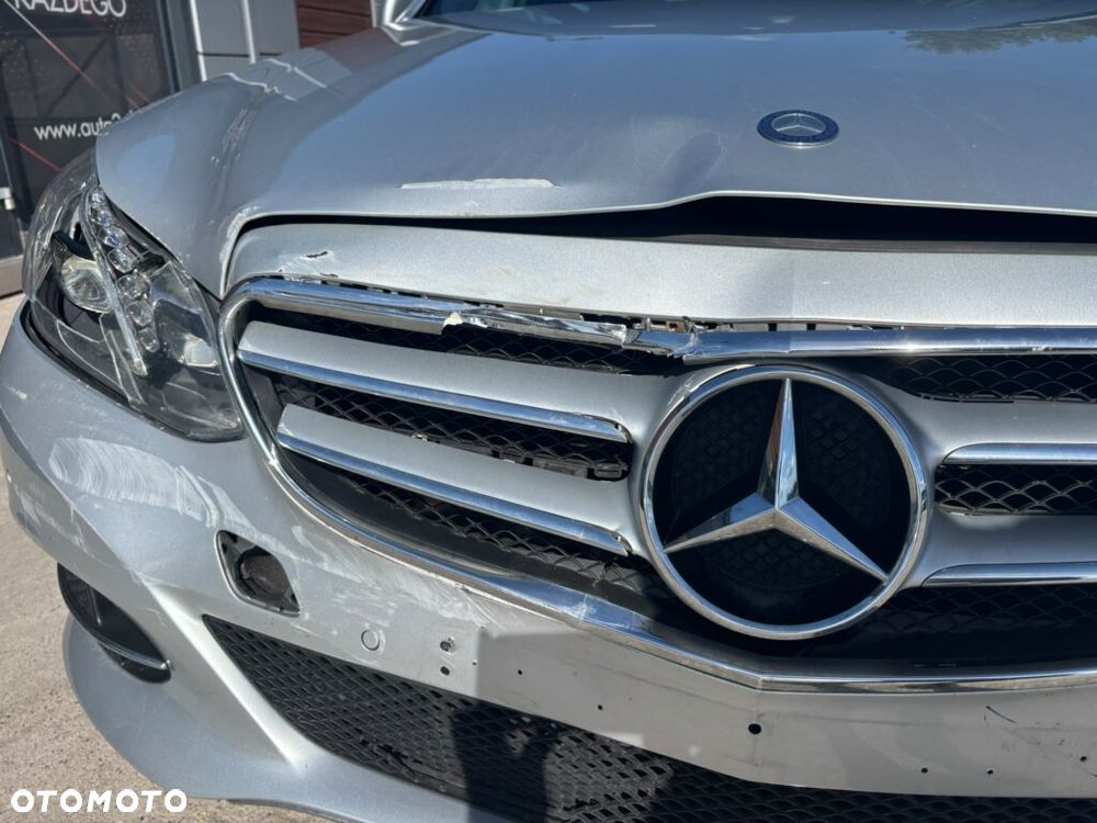 Mercedes-Benz Klasa E 220 CDI 7G-TRONIC Avantgarde - 19