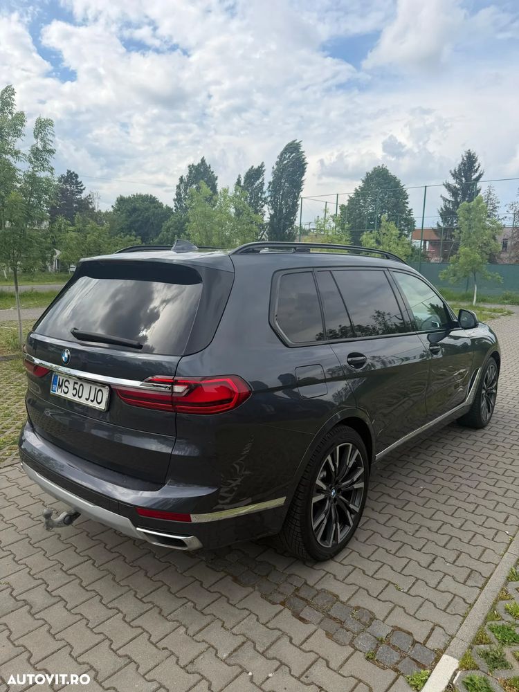 BMW X7 - 8