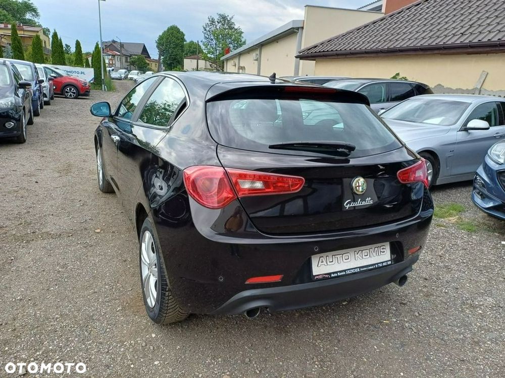 Alfa Romeo Giulietta 2.0 JTDM 16V Turismo - 5