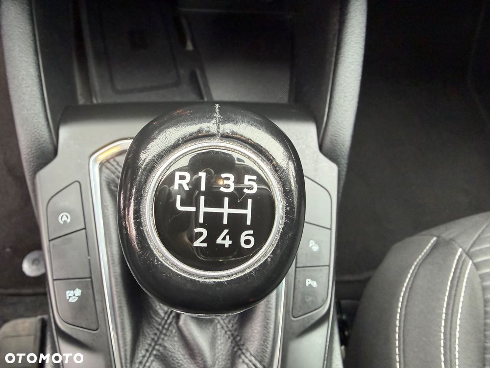 Ford Kuga 2.0 TDCi FWD Titanium - 26