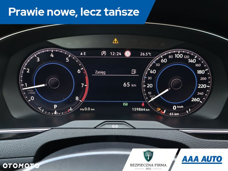 Volkswagen Passat - 12