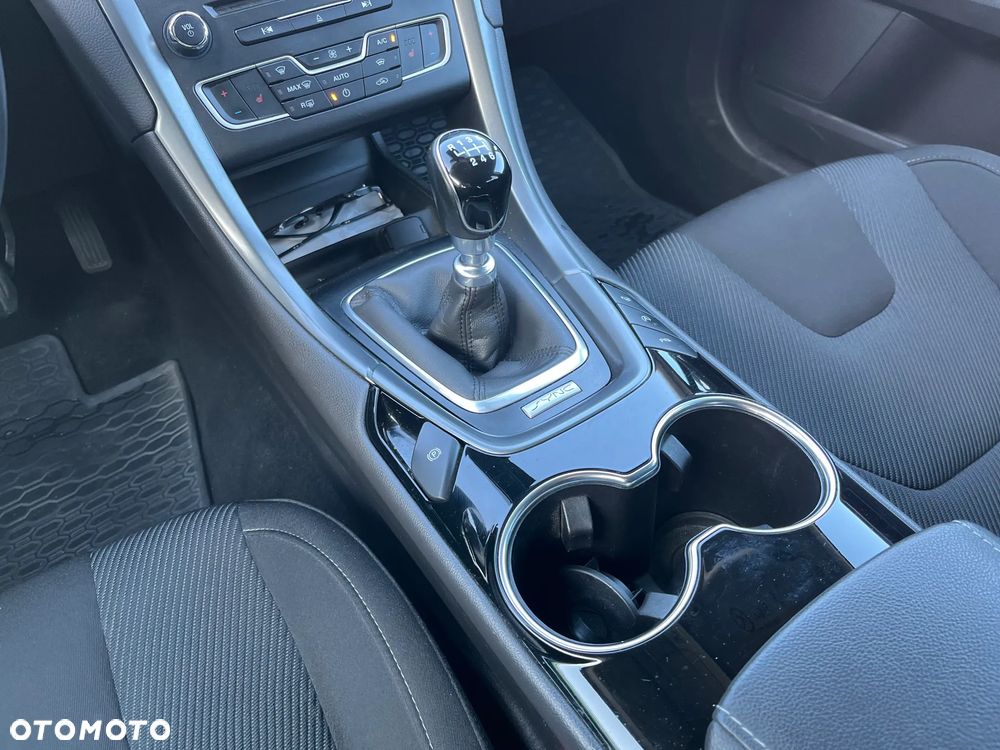 Ford Mondeo - 14