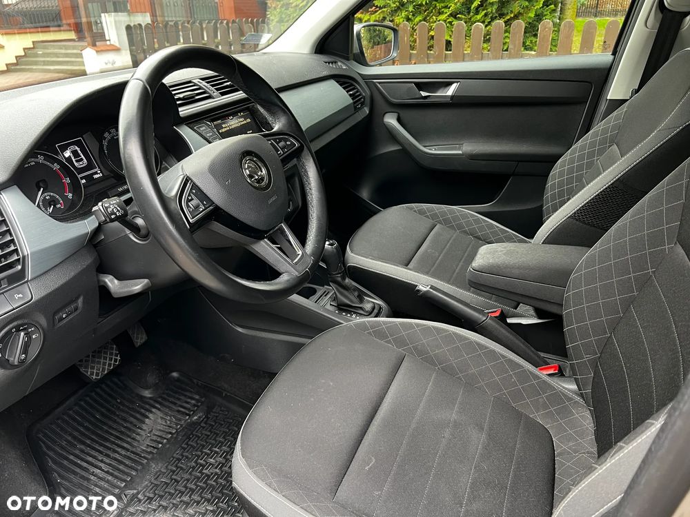 Skoda Fabia 1.0 TSI Ambition DSG - 8