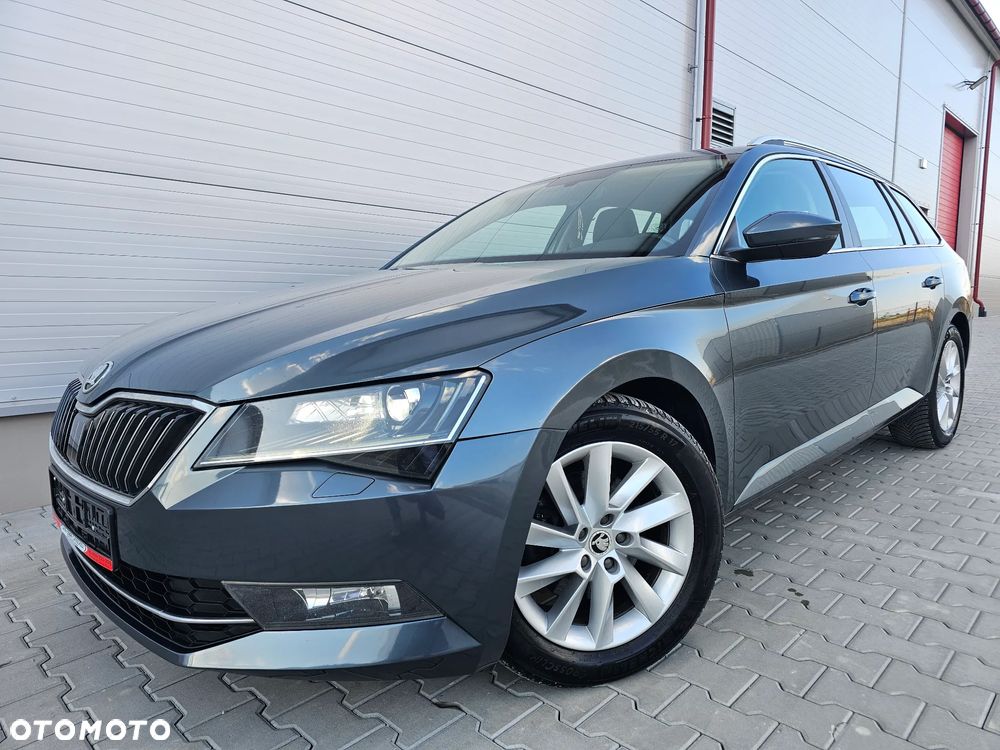 Skoda Superb 1.6 TDI DSG Style - 1