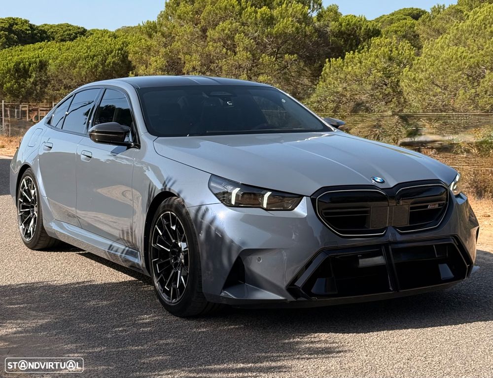 BMW M5 xDrive - 4