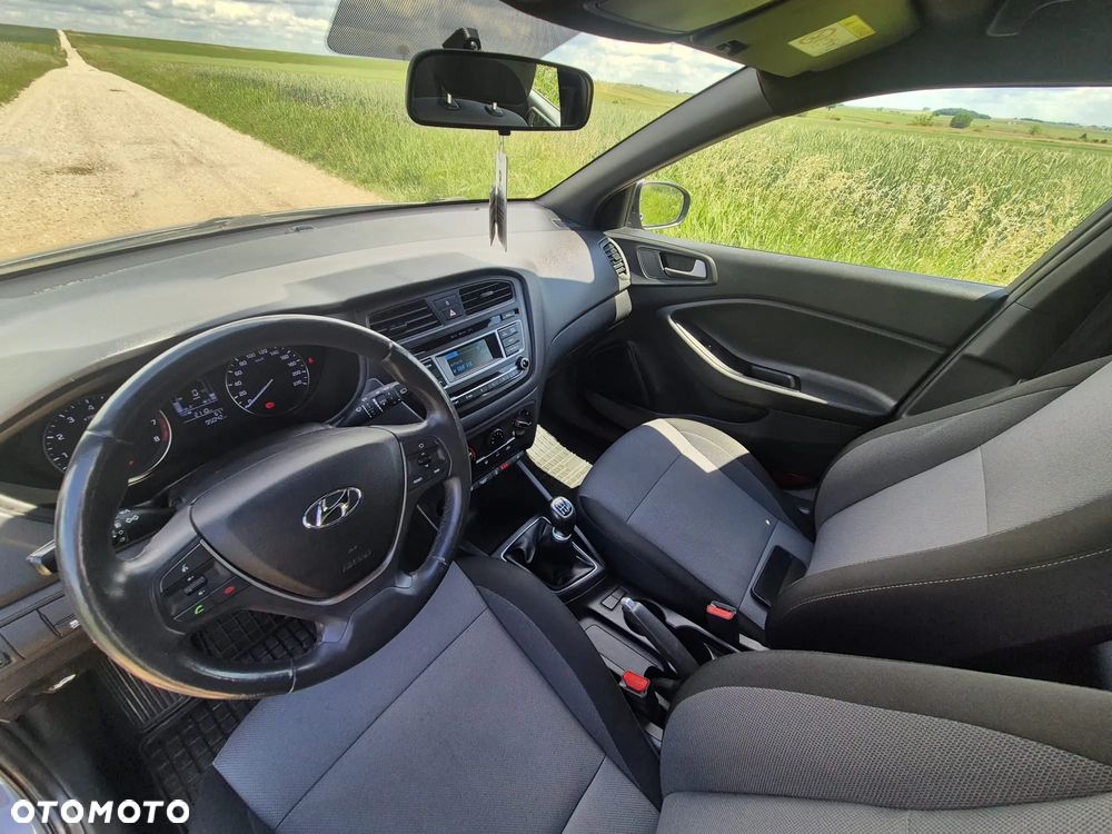 Hyundai i20 1.2 Comfort - 14