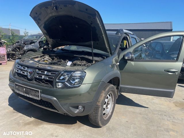 Dezmembrez Dacia Duster 2016 Motor 1.2 TCE Euro 6 - 2