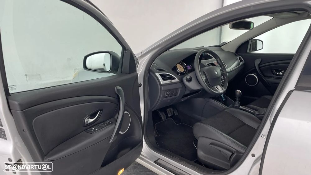 Renault Mégane Sport Tourer 1.5 dCi Dynamique S - 12