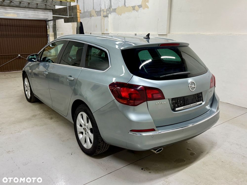 Opel Astra 2.0 CDTI Automatik Style - 4